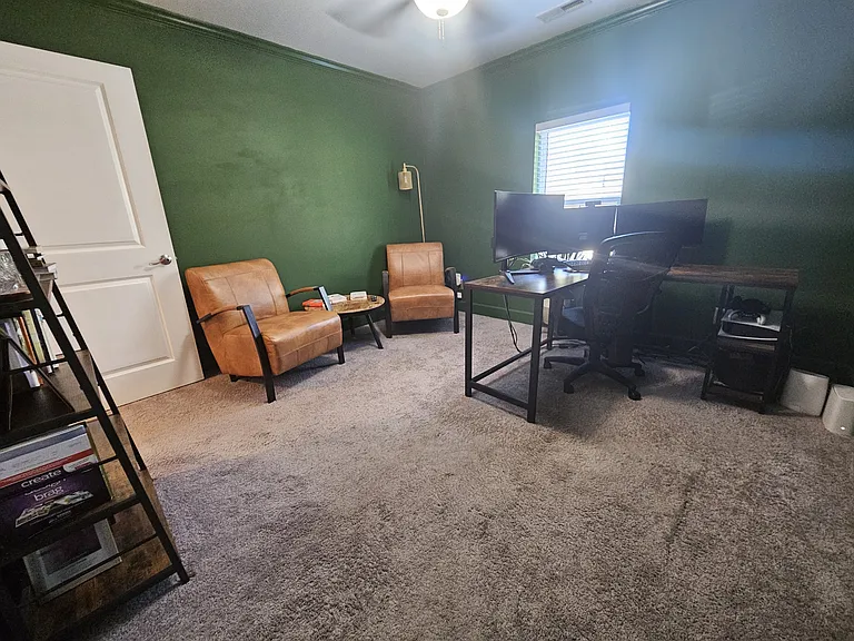2737 Celia Ave — Photo 28