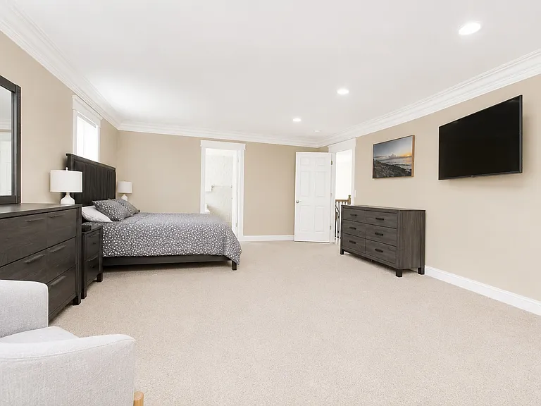 4156 Lamont Dr — Photo 26