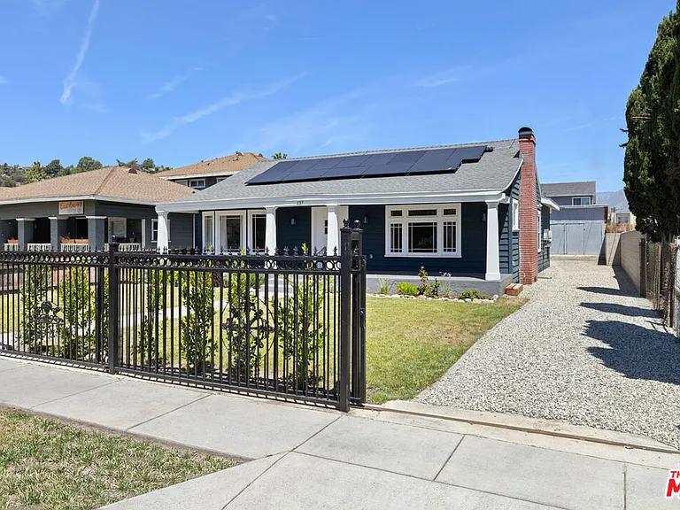 137 E Avenue 43 — Photo 28