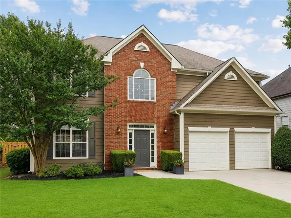 5075 Baywood Dr, Roswell, GA 30076