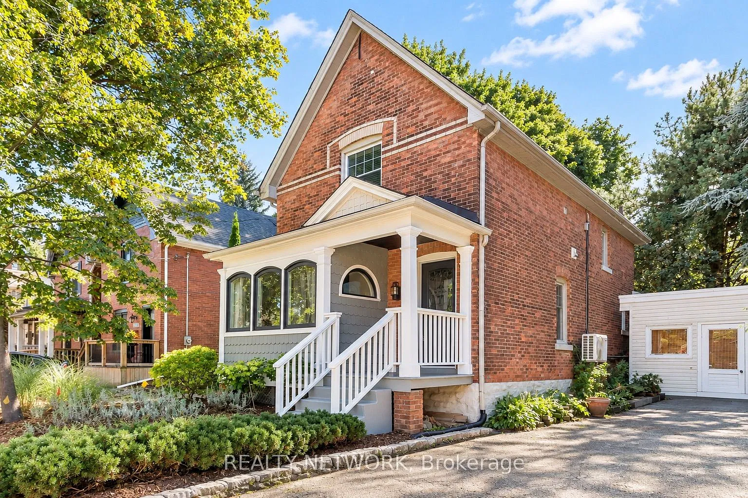 2 bed, $2,750 — Photo 2
