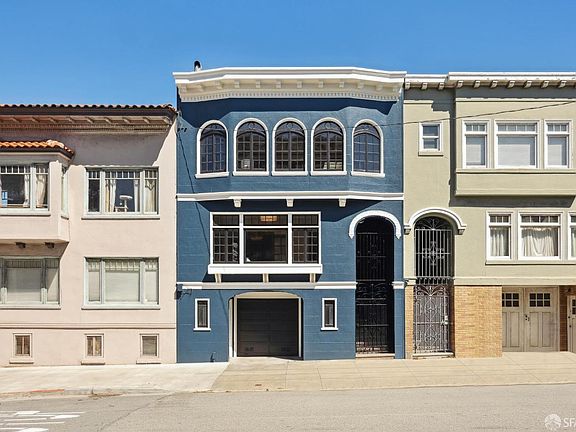 3rd image of 18 Ashbury St