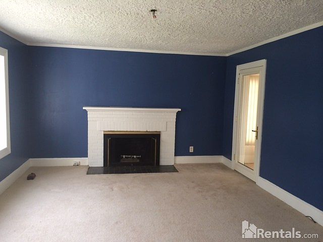 2nd image of 2020 Saint John St