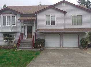 7404 207th Ave E, Bonney Lake, WA 98391