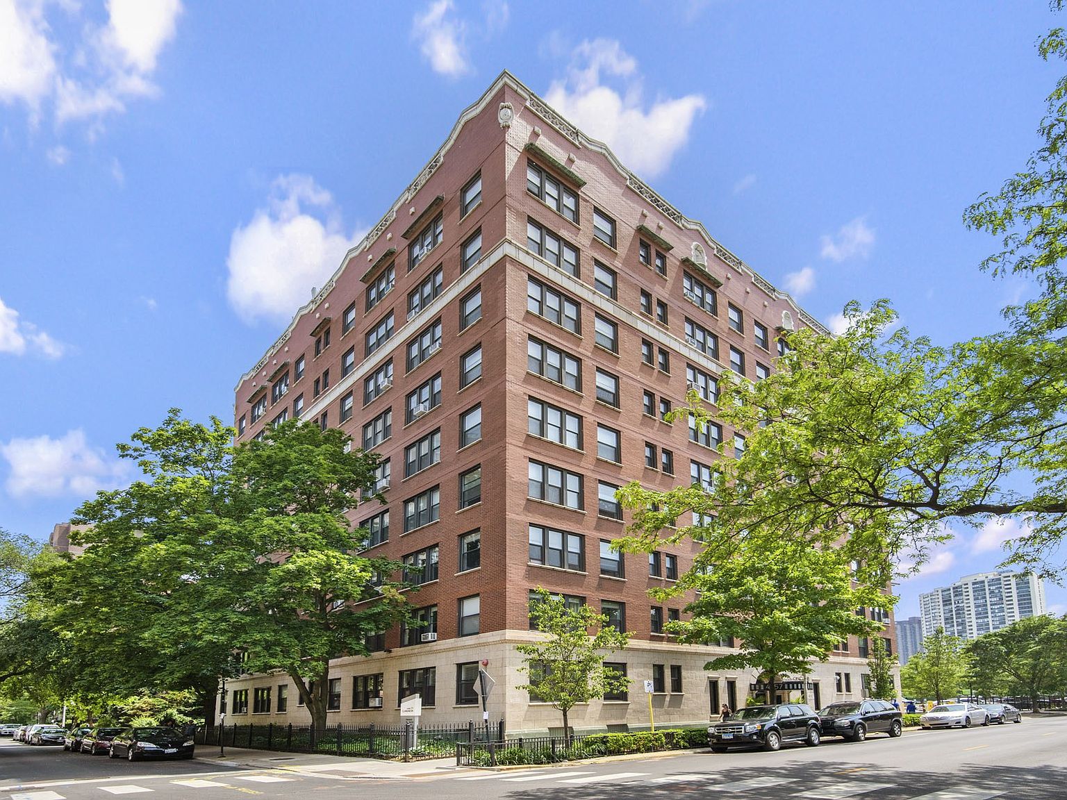 4157 N Clarendon Ave APT 805, Chicago, IL 60613 | Zillow