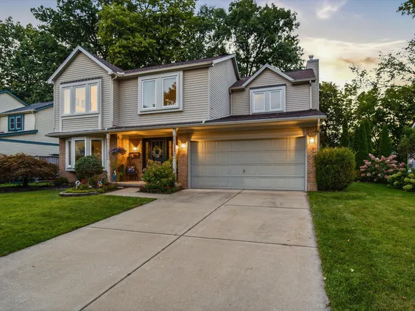 7963 Lake Crest Dr, Ypsilanti, MI 48197