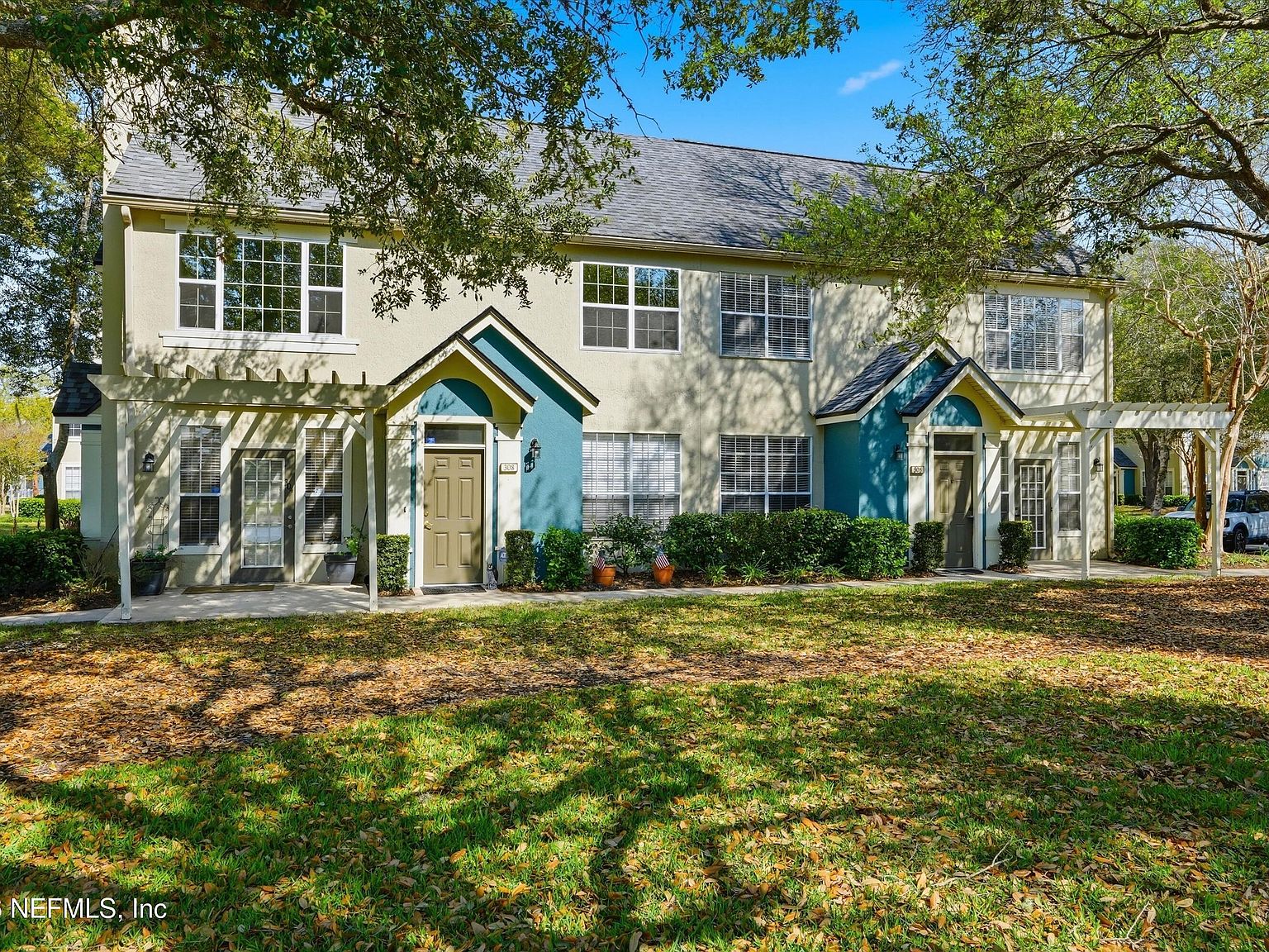 13700 RICHMOND PARK Drive N #305