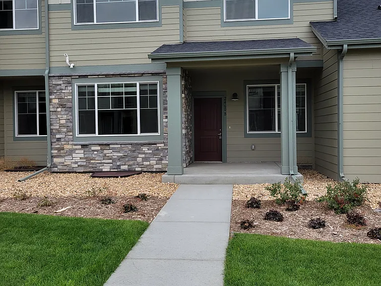 2460 Brookstone Dr #B — Photo 1