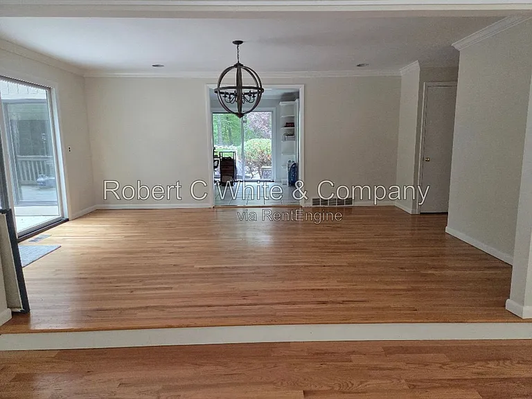 15 Treadwell Ct — Photo 5