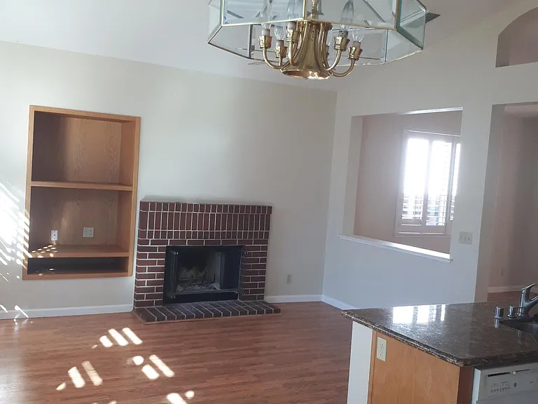 920 Rathbone Cir — Photo 14