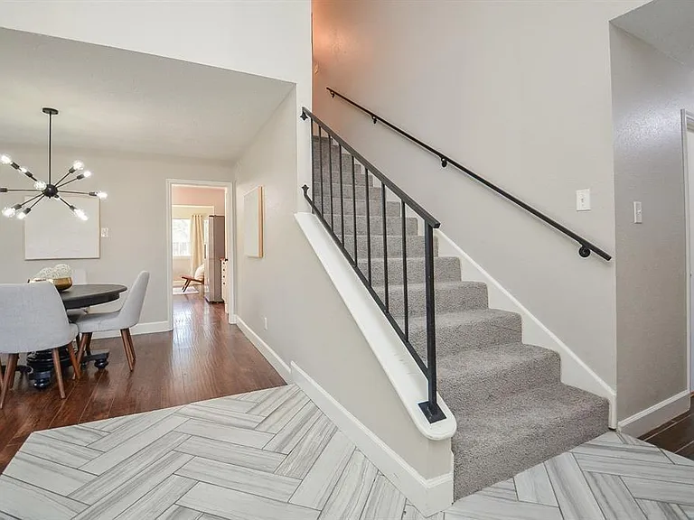 22118 Fincastle Dr — Photo 10