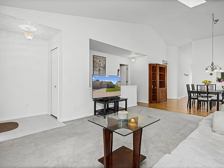 35263 Kings Forest Blvd — Photo 8