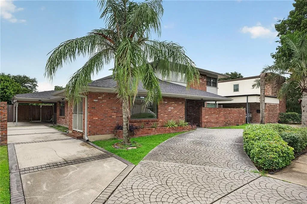 4 bed, 5.0 bath, 3200 sqft, $4,500 — Photo 3