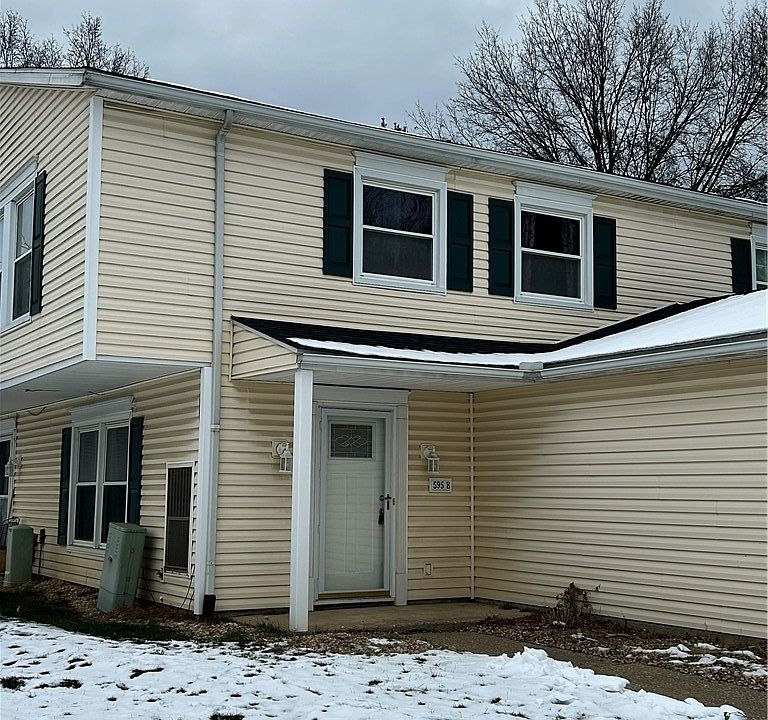 1st image of 595 Canterbury Ln #B-11