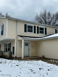 595 Canterbury Ln #B-11, Medina, OH, 44256