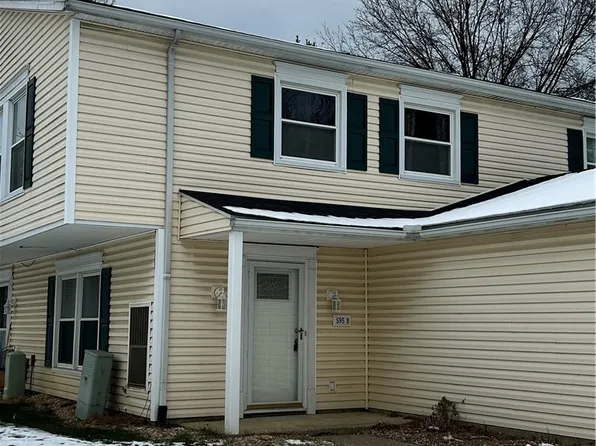 595 Canterbury Ln #B-11, Medina, OH 44256