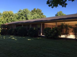 209 Cora Rd, Cookeville, TN 38501