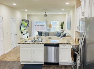 8042 Echo Springs Rd, Jacksonville, FL 32256