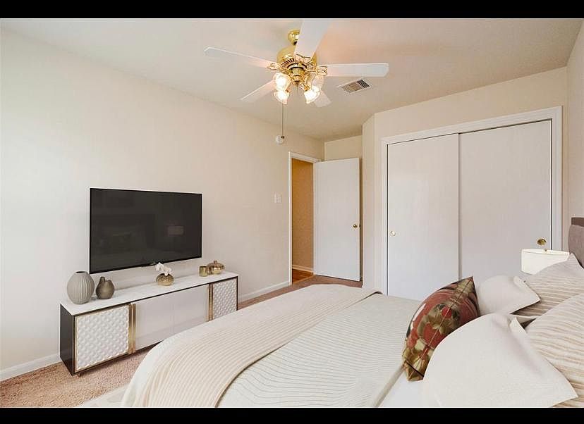 1st image of 19111 Remington Manor Dr