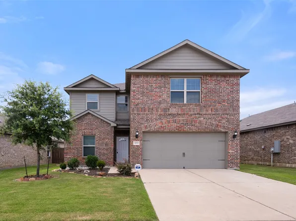 203 Kennedy Dr, Venus, TX 76084
