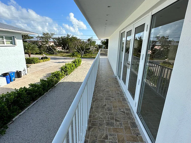 244 W Seaview Dr — Photo 23