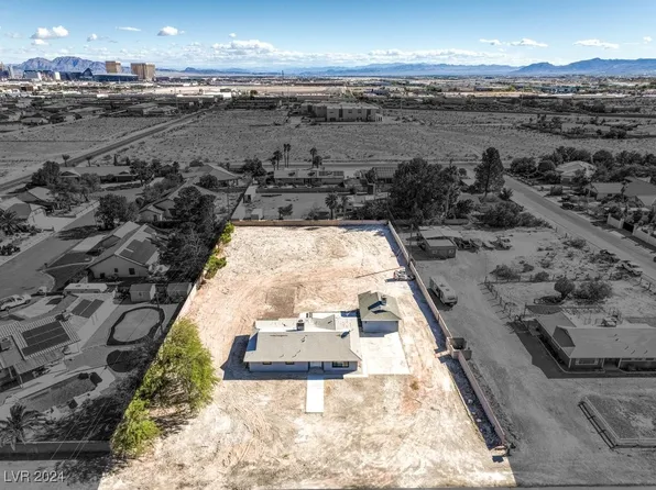 6164 Westwind Rd, Las Vegas, NV 89118