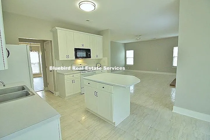 12702 Amberway Ct — Photo 8