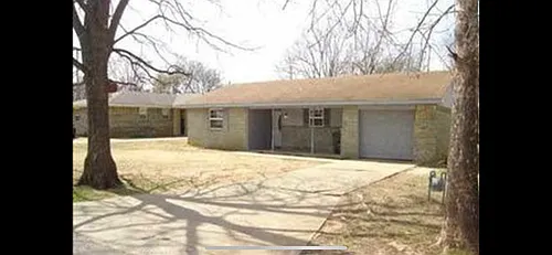220 S Osage Ave Photo 1