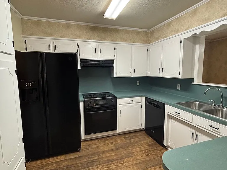 3505 Kresswick St — Photo 12