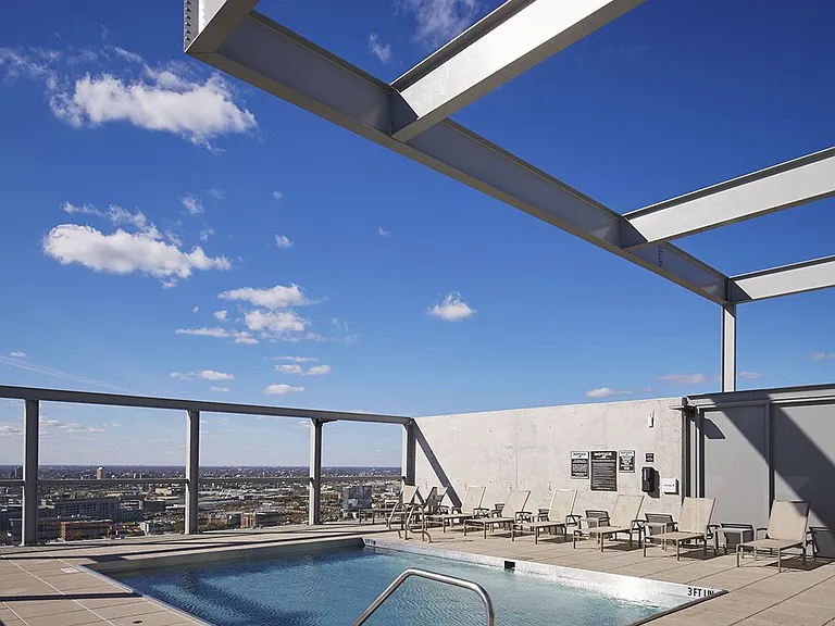 777 N La Salle Dr #2 — Photo 11