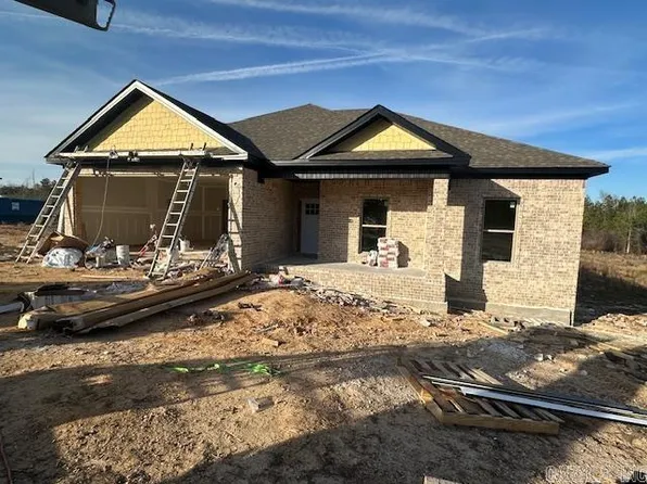 9736 E Sardis Rd, Mabelvale, AR 72013