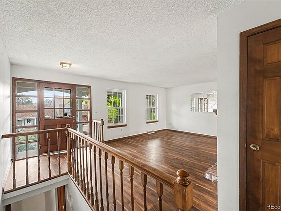3rd image of 2594 E Geddes Avenue