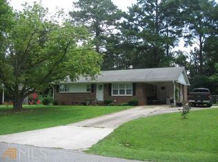 23 Martin St, Newnan, GA 30263