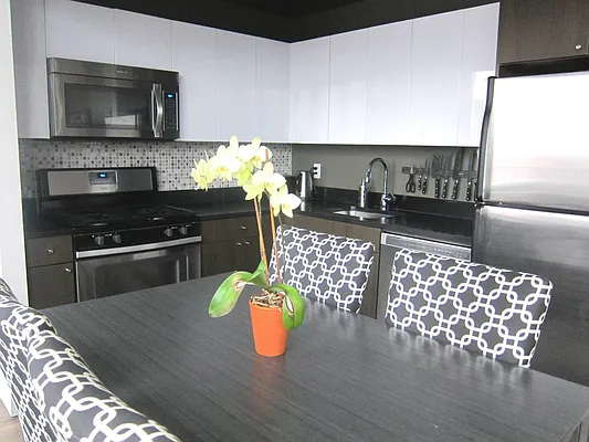 Rented by Keller Williams NYC | media 17