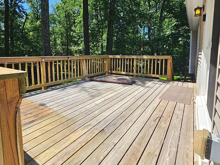 8925 Falling Creek Ct — Photo 6