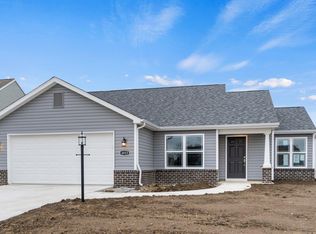 4923 Cultivator Ct, Fort Wayne, IN 46818