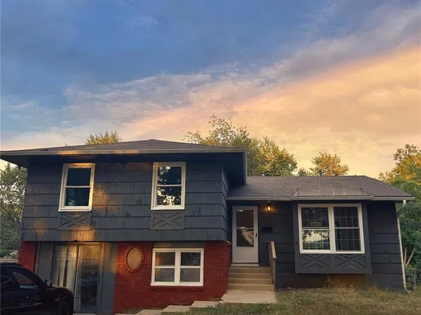 8901 Blue Ridge Blvd, Kansas City, MO 64138