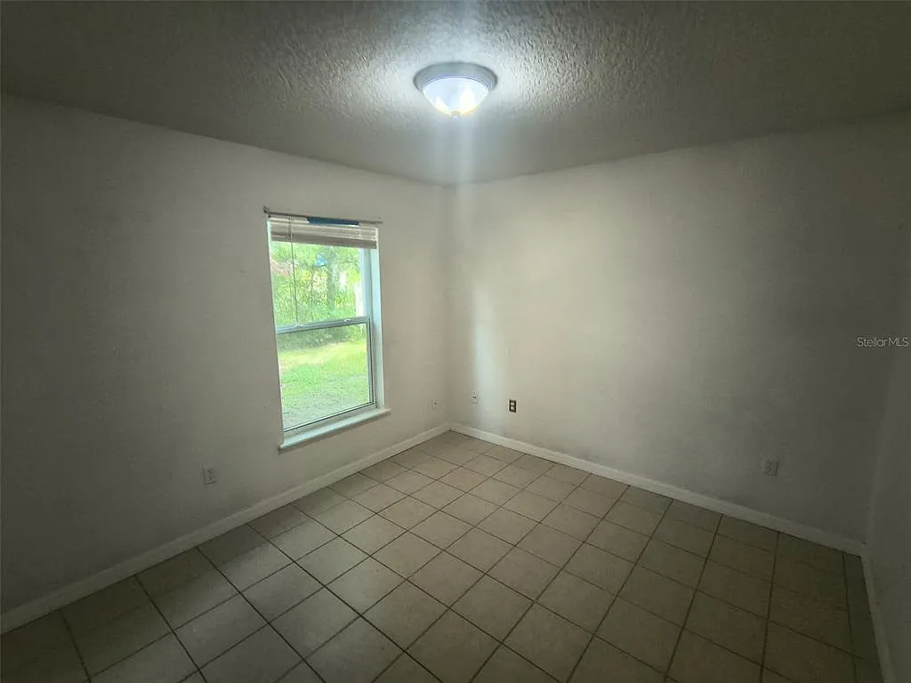 2 bed, 1.0 bath, 570 sqft, $1,250 — Photo 4