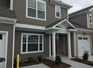 1915 Cannongate Ter, Chesapeake, VA 23322