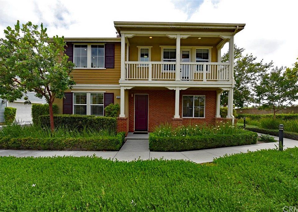 1st image of 3201 Larkspur St #84