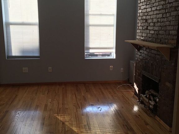 5th image of 279 Nassau Ave #2