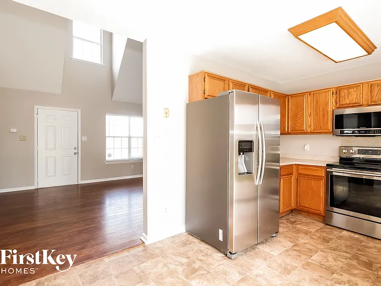 8116 Maxwelton Dr — Photo 5
