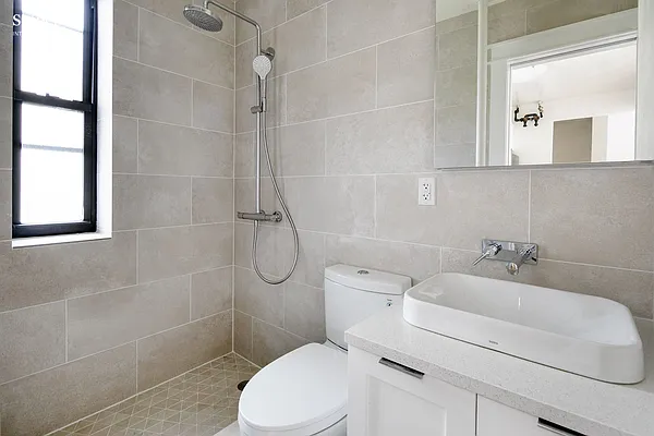 Sold by Sotheby's International Realty | media 15