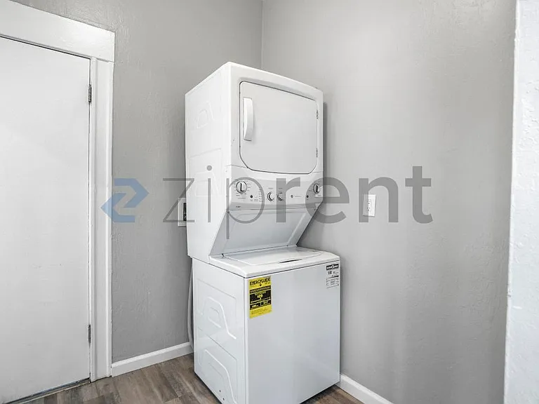 1202 Adeline St — Photo 27