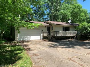 9311 Knowlton Rd, Garrettsville, OH 44231
