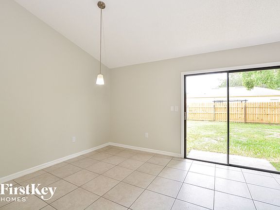 4th image of 337 Cortez Ct