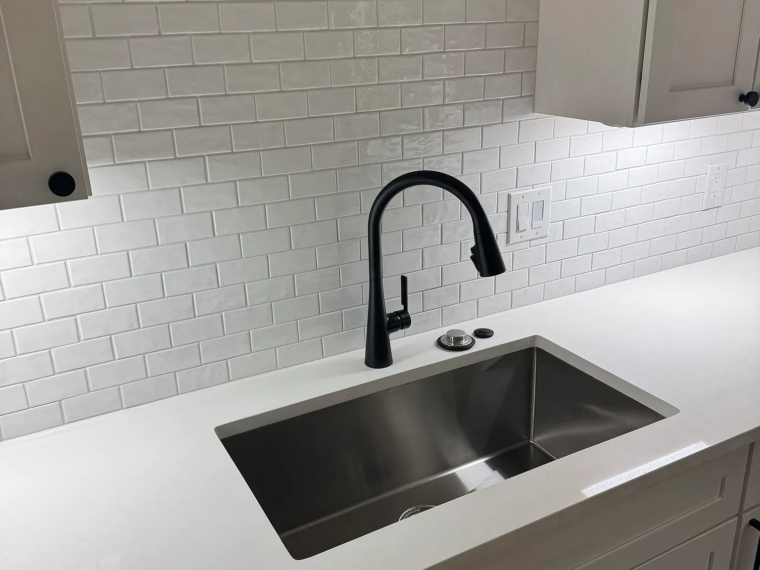 2 bed, 1.5 bath, 1100 sqft, $2,300 — Photo 3