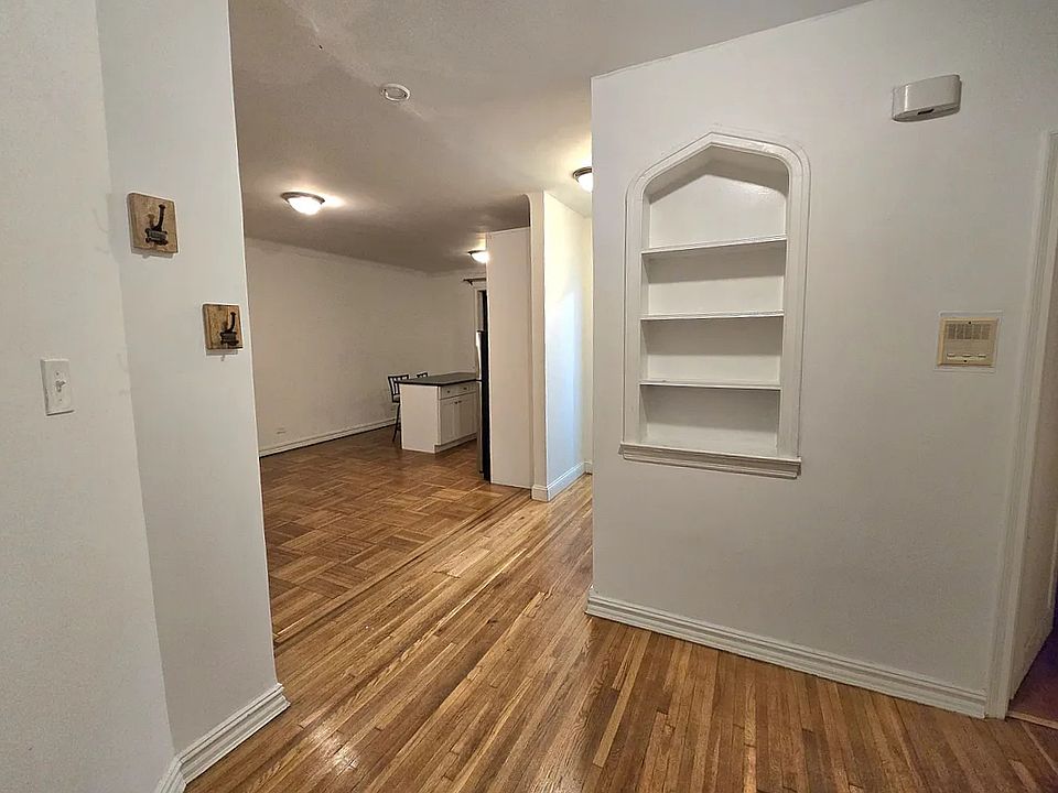 2nd image of 1609 Ocean Ave #2E