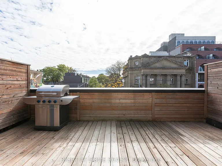 778 Queen St E #206 — Photo 23