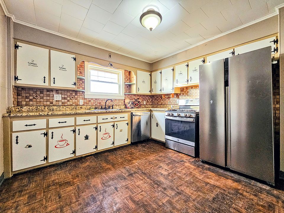 1st image of 4 Drummond St